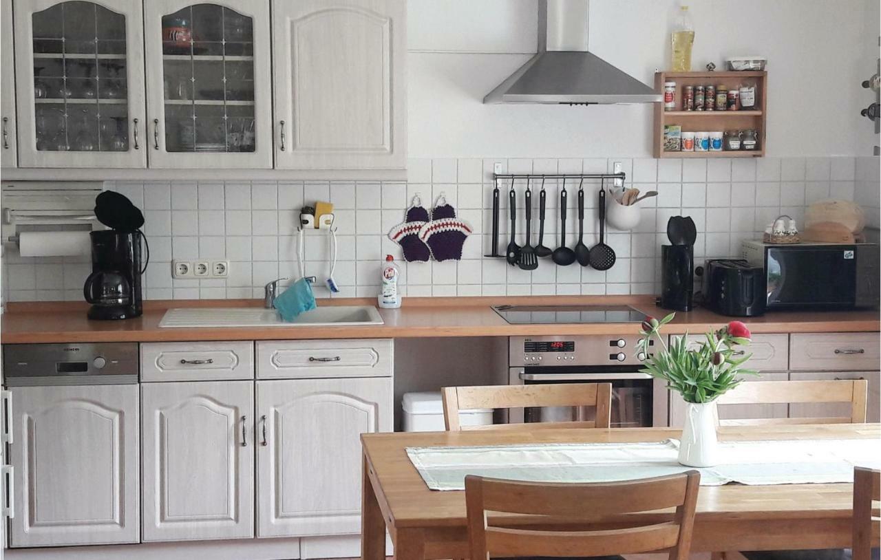 Awesome Home In Alt Schwerin With Wifi Luaran gambar
